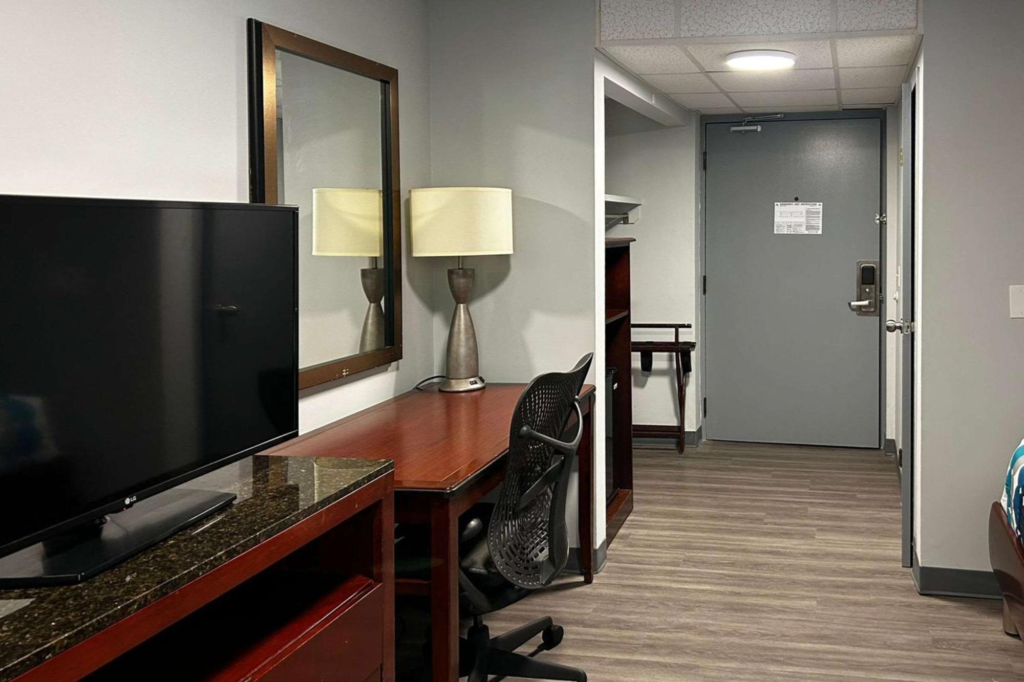 Rodeway Inn Clemmons - Winston-Salem Area Екстер'єр фото
